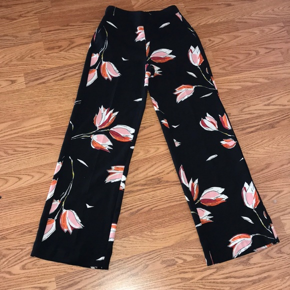 Zara Pants - Zara Floral Wide Leg Pants
